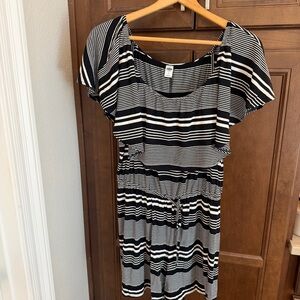 Old Navy Black and White Striped Midi Dress